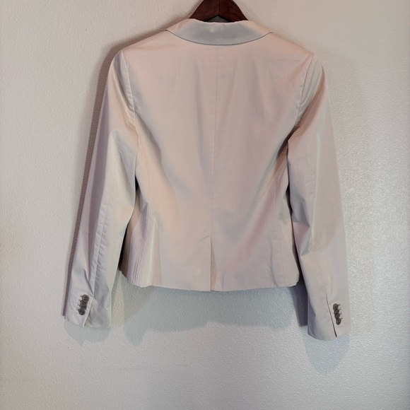 Ann Taylor Two Button Blazer, size 4, Career Wear, Staple, Preppy, Professional - Picture 6 of 10